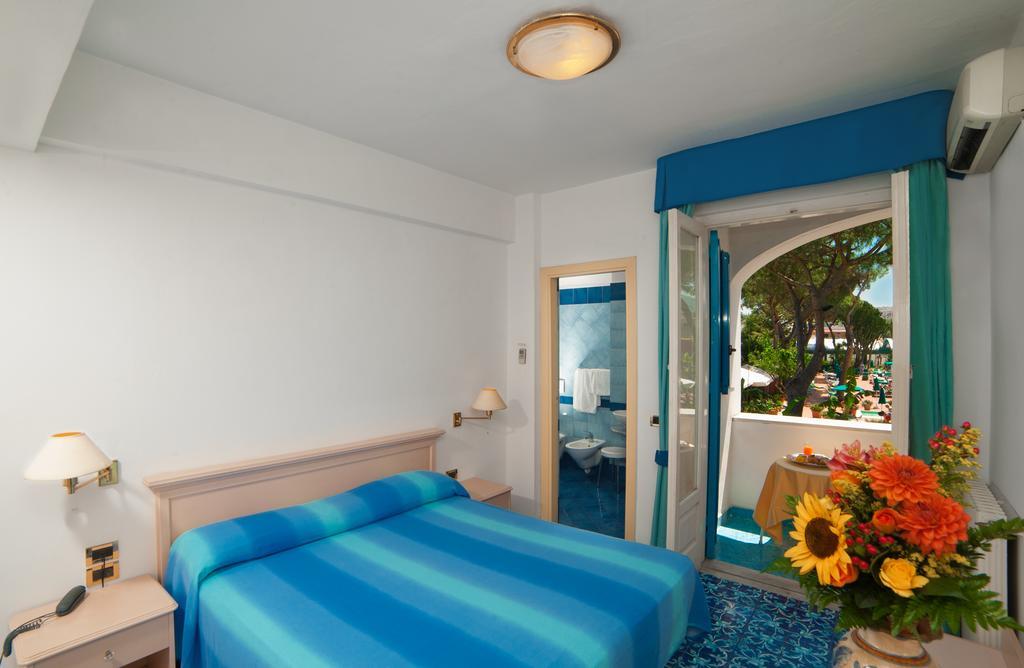 Hotel Villa Hermosa Ischia Exterior photo